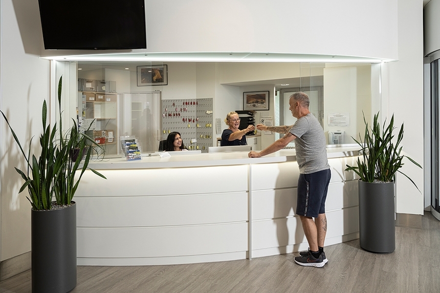 Heller freundlicher Empfang/Rezpetion in der Klinik Königsfeld Heller freundlicher Empfang/Rezpetion in der Klinik Königsfeld