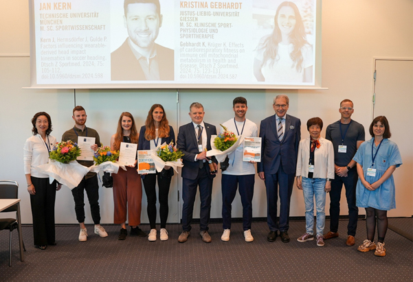 René Garbsch erhält „Excellent Poster Award“ beim Sports, Medicine and Health Summit 2025 René Garbsch erhält „Excellent Poster Award“ beim Sports, Medicine and Health Summit 2025